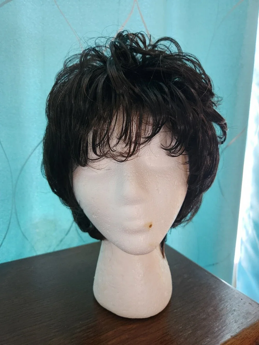 Vivica A. Fox Joleen-V Short Wig in FS1B/30 Black/Burgundy